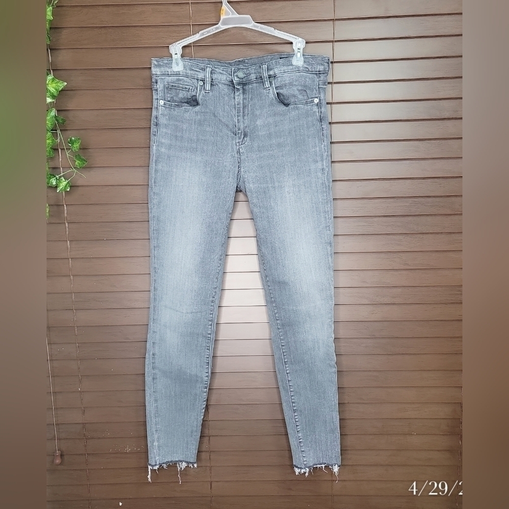 BlankNYC The Bond Mid-rise Skinny Washed Gray Raw Hem Women's Jeans Size 31